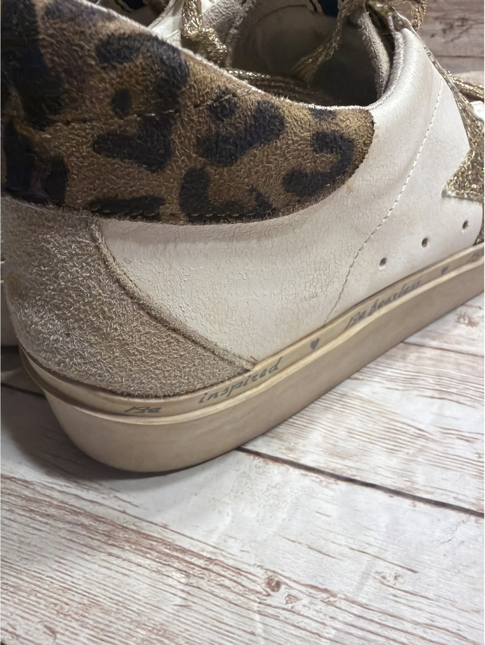 ShuShop Reba Size 8.5 White Leather Sneakers Cheetah Heel Gold Stars - Picture 6 of 13